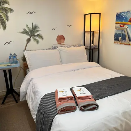 Sunrise Bnb - Free Parking Toronto Exterior photo