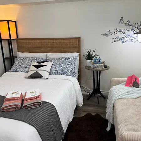 Sunrise Bnb - Free Parking Toronto Exterior photo